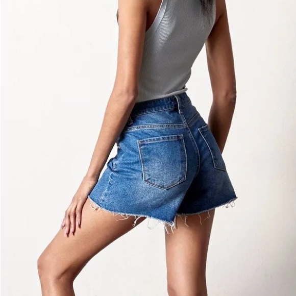 NEW Insane Gene High Rise Midi Shorts Denim Size XS - Picture 4 of 10